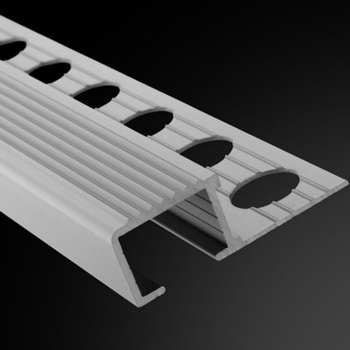 Marche en aluminium - 10 / 13 - plastdecor - antidérapante