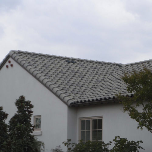 Tuile à emboitement - MEDITERRANEAN : LEAD - Crown Roof Tiles - en béton / grand moule / grise