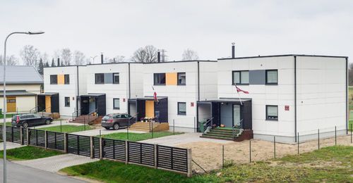 Maison préfabriquée - CUBE - Nordic Homes - écologique / contemporaine / à 2 étages