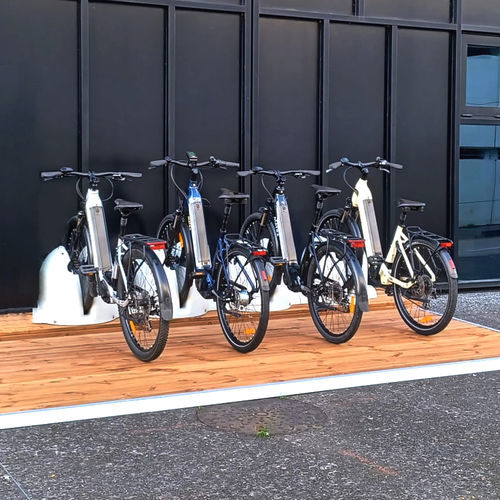 Station de recharge pour vélos électriques - MOBI-LS - Clean Energy Planet - intelligente