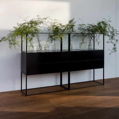 Buffet sur pieds hauts - FISCHER     - OBJEKTE UNSERER TAGE - contemporain / en chêne / en noyer