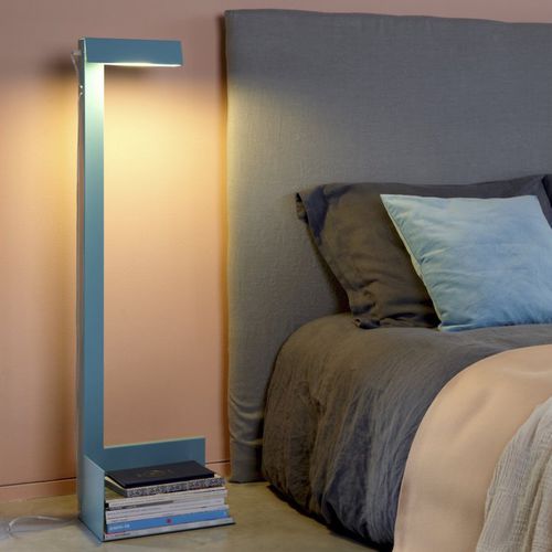 Lampe sur pied - LEFT OR RIGHT BIG - Konstantin Slawinski - en tôle d'acier / contemporaine / d'intérieur