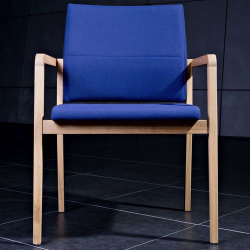 Chaise visiteur contemporaine - MENDEL - AMOS DESIGN - d'intérieur / en hêtre / en bois massif