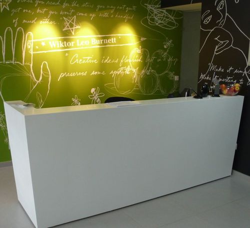 Banque d'accueil en Corian® - WHITECONE - AMOS DESIGN