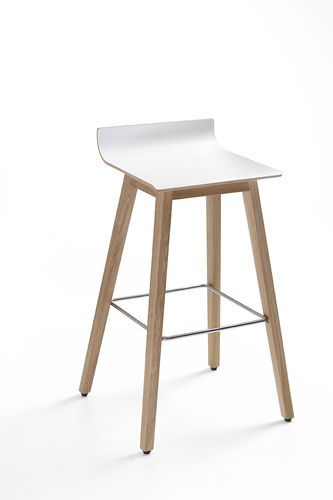 Tabouret de bar contemporain - ORTE OT - BEJOT SP. Z O.O. - en contreplaqué / avec piètement en métal / avec repose-pieds