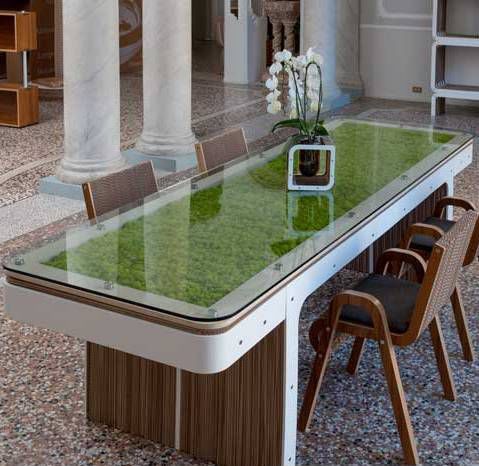 Table design original - DÉJEUNER - Lessmore - en verre / en carton / avec piètement en bois