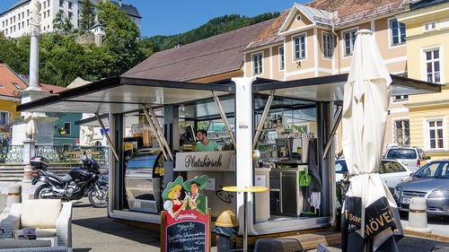Kiosque à énergie solaire - CUBOX_BAR - HBT Energietechnik e.U. - de restauration / en acier