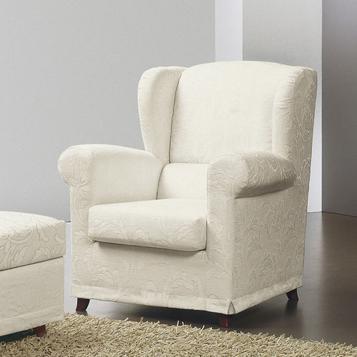 Fauteuil classique - AKKA / CONTEA - Felis s.r.l. unipersonale - en tissu / en bois / avec repose-pieds