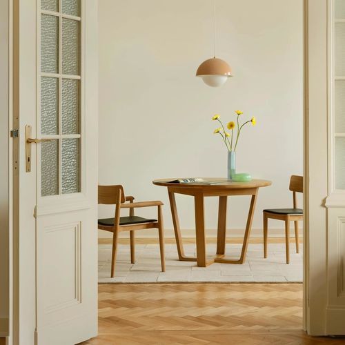Table à manger contemporaine - MATIS - take me HOME. - en chêne / avec piètement en chêne / ronde