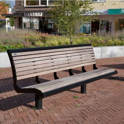 Banc public contemporain - CRUZADO - CROSO FRANCE - en bois exotique / en acier galvanisé / avec dossier