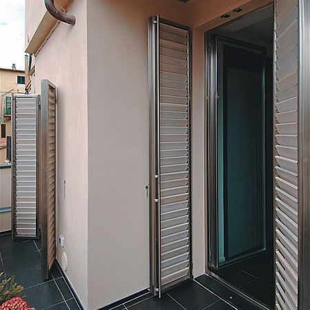 Volet battant - PRIVATE VILLA - LF ITALY - en inox / de porte / sur mesure