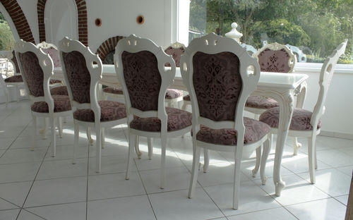 Table à manger de style français - VENERE - ORSITALIA - en bois teinté / en bois massif / en bois laqué