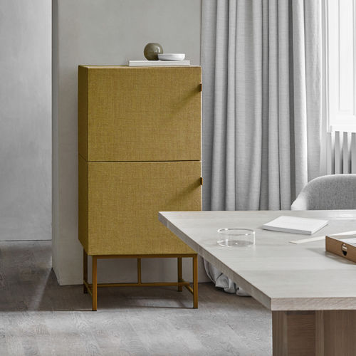 Armoire de classement basse - TONE - ZilenZio - haute / en bois massif / en métal