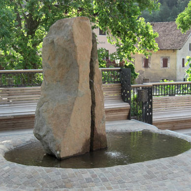 Sculpture en porphyre - DECORATIVE STONES - PORFIDI ITALIA 2000 - d'extérieur / de jardin / pour espace public