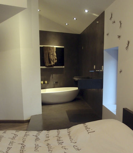 Salle de bain contemporaine - LUCEM Choc - AD LUCEM - en béton