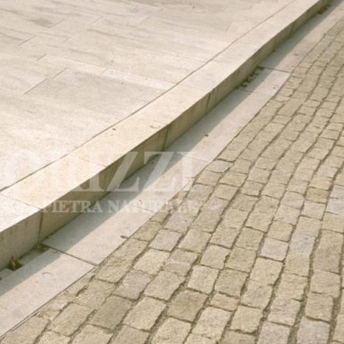 Bordure pour trottoir - GEA'S  - ODORIZZI soluzioni in pietra - de caniveau / en granite / linéaire