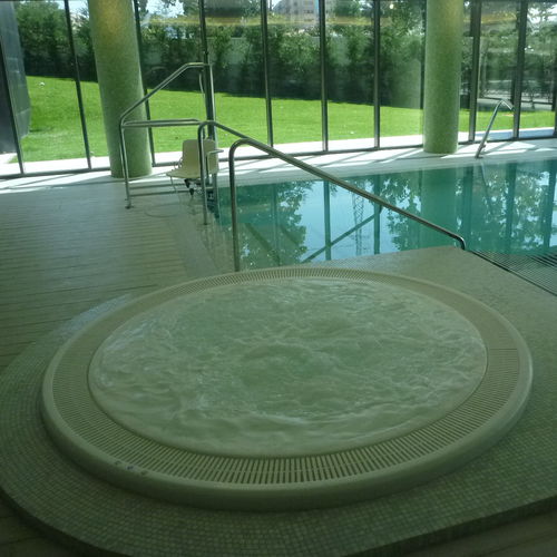 Spa encastrable - CLUB 250 - AWD - rond / 7 places / en acrylique