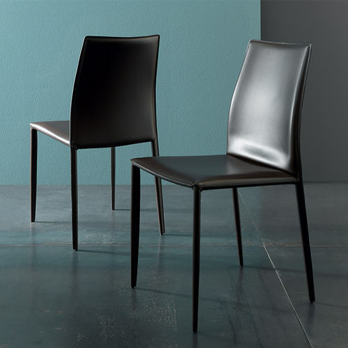 Chaise contemporaine - ERICA - altacom italia - d'intérieur / en cuir / avec piètement en métal