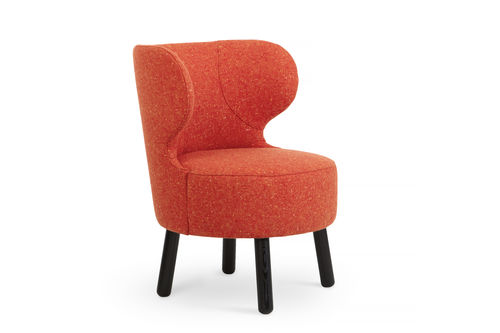 Fauteuil contemporain - CUTE - Jonas Ihreborn - en tissu / avec repose-pieds