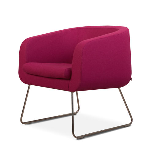 Fauteuil contemporain - PLUTO - Jonas Ihreborn - en tissu / en métal / pour établissement public