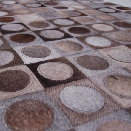 Tapis contemporain - BRUNO - Nash Andrea - à motif géométrique / en peau de vache / fait main