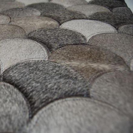 Tapis contemporain - LUNAR - Nash Andrea - à motif géométrique / en peau de vache / fait main