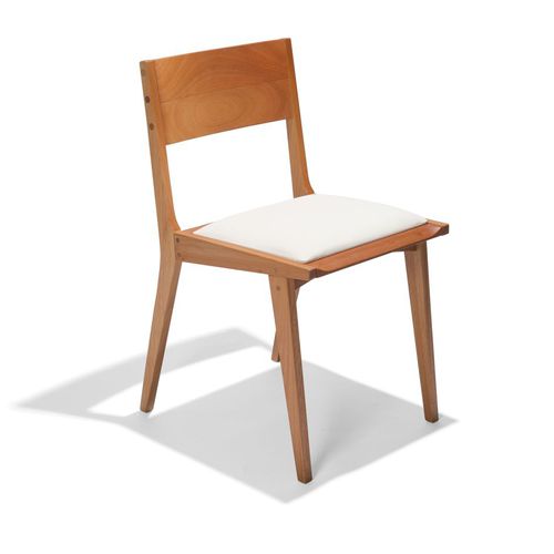 Chaise contemporaine - GLÓRIA - Butzke - d'intérieur / en bois / tapissée