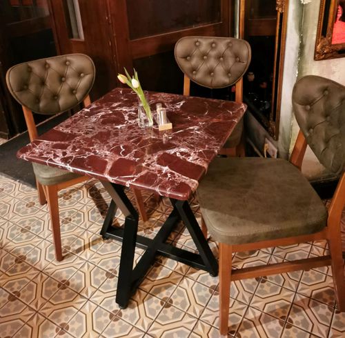 Table contemporaine - 1012 - Efesus Stone - en marbre / avec piètement en métal / carrée