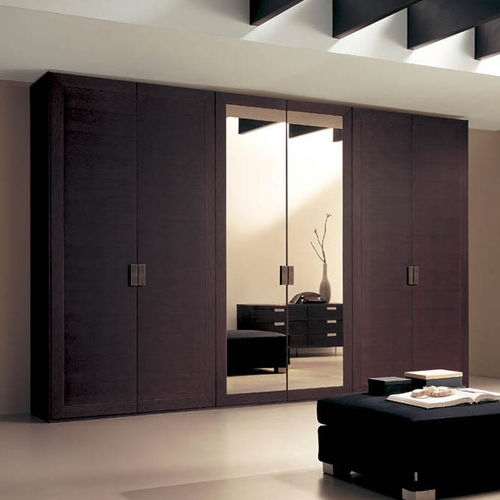 Armoire contemporaine - VICTORY - Mobilform - en bois massif / en verre / à portes battantes