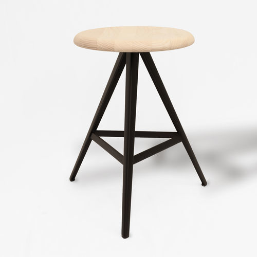 Tabouret design industriel - AKY 47 - Traba' - en bois massif / en frêne / avec piètement en métal peint