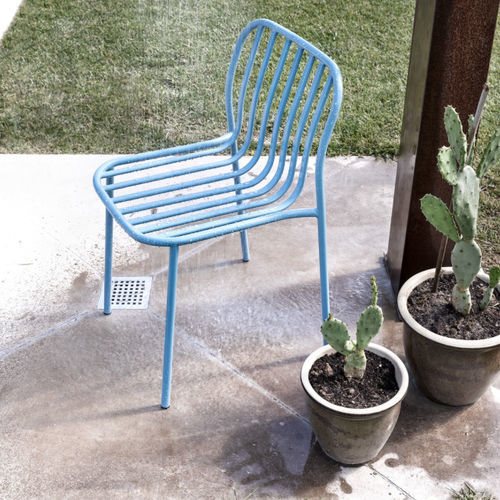 Chaise de jardin design minimaliste - METIS LINE - Traba' - d'intérieur / d'extérieur / en métal peint