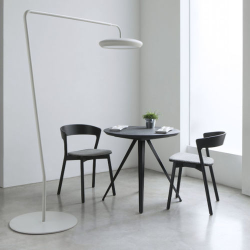 Table contemporaine - AKY 4 MET - Traba' - en métal peint / avec piètement en bois / avec piètement en métal peint