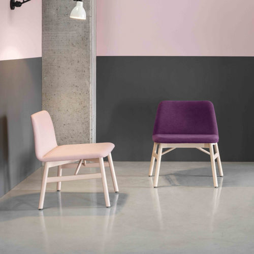 Fauteuil contemporain - BARDOT LOUNGE - Traba' - en velours / en hêtre / écologique