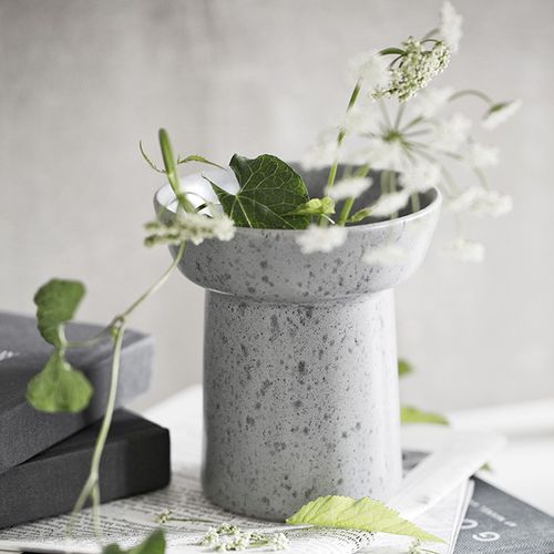 Vase contemporain - OMBRIA - Kahler Design - en pierre