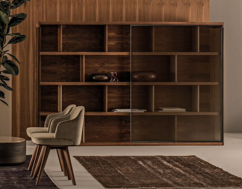 Bibliothèque contemporaine - PILONE - Casa Int - en bois massif / en bois laqué mat / en bois laqué brillant