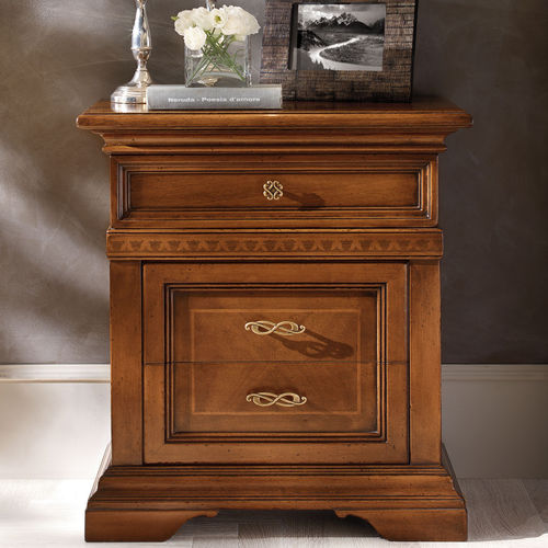 Table de chevet classique - Devina Nais - en bois / rectangulaire / avec tiroir