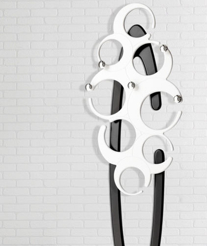 Patère contemporaine - P4342 - PINTDECOR - en métal chromé / multiple / laquée