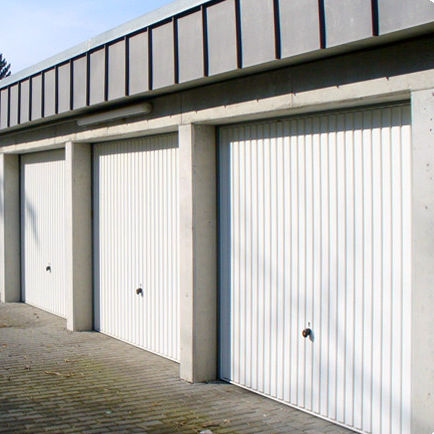 Porte de garage basculante - Gerhardt Braun - en acier / automatique