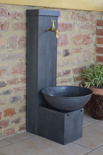 Fontaine de jardin - PENSEE - MISTERZINC - en zinc / contemporaine