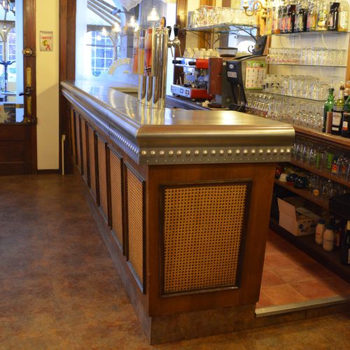 Comptoir de bar - BAR CR&Ecirc;PERIE &Agrave; LOUHANS - MISTERZINC - droit