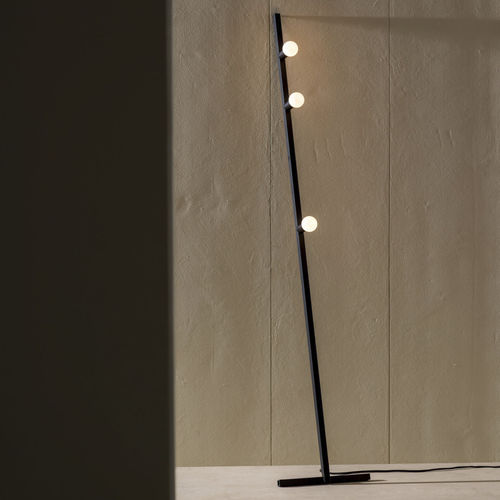 Lampe sur pied - LINE - Lambert et Fils - en aluminium / en laiton / contemporaine