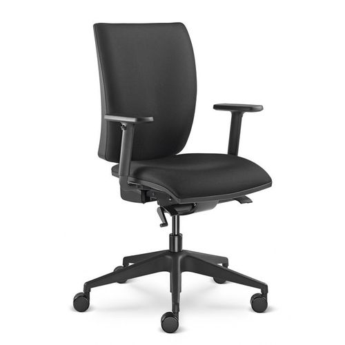 Chaise de bureau contemporaine - LYRA  - LD Seating s.r.o. - d'intérieur / en tissu / avec piètement en nylon