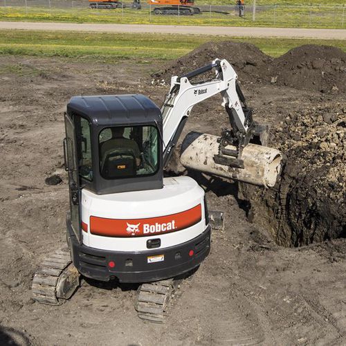 Pelle mini - E42 - BOBCAT - sur chenilles / compacte / longue portée