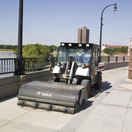 Balayeuse pour chargeuse - BOBCAT