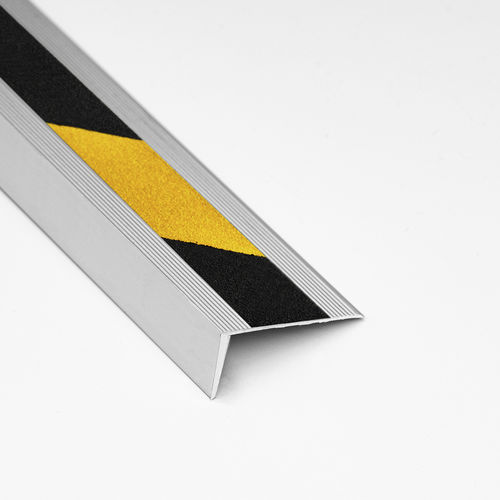 Nez de marche alliage d'aluminium - 25X35 - ALUMACER® - photoluminescent / antidérapant / plat