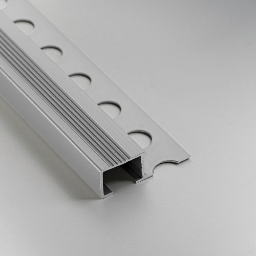 Nez de marche en aluminium - 13X20.5 - ALUMACER® - en acier inoxydable / antidérapant / plat