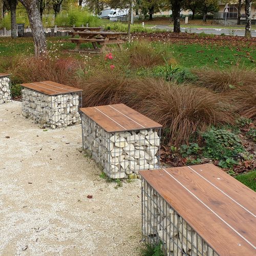Banc public de style contemporain - COMPACT - ID GABION - L'AGENCE URBAINE - en matériaux composites / en acier galvanisé / en HPL