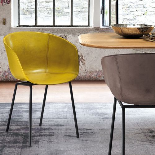 Chaise contemporaine - CHERRY - Oliver B. Group srl - d'intérieur / en cuir / avec piètement en métal