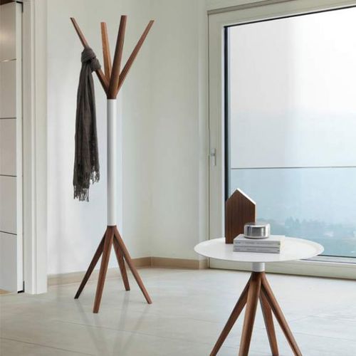 Porte-manteau sur pied - ALOHA - Oliver B. Group srl - contemporain / en métal / en noyer