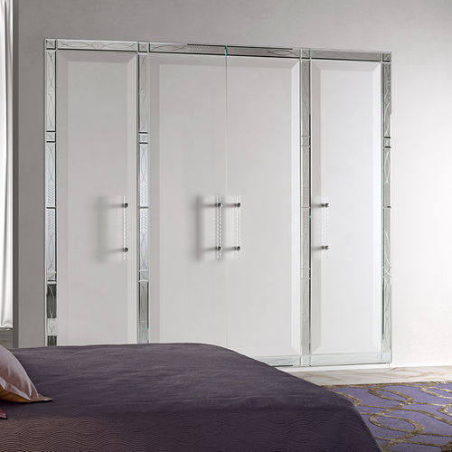 Armoire classique - GDA02 - Prestige srl unipersonale - en bois laqué brillant / à portes battantes